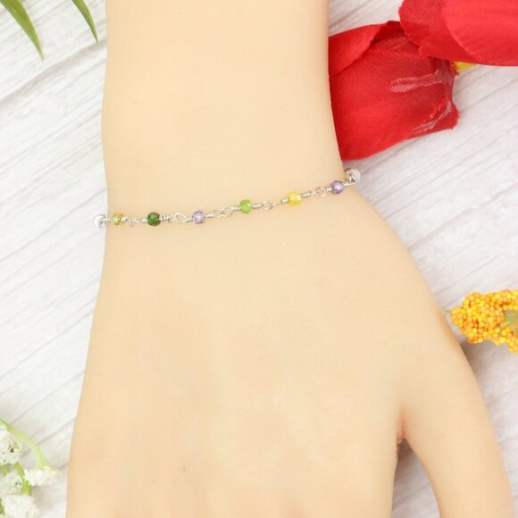 "Trendy Handmade Bracelet – A Thoughtful Gift for Girls & Women | UNVRC1470 - Picture 6 of 10